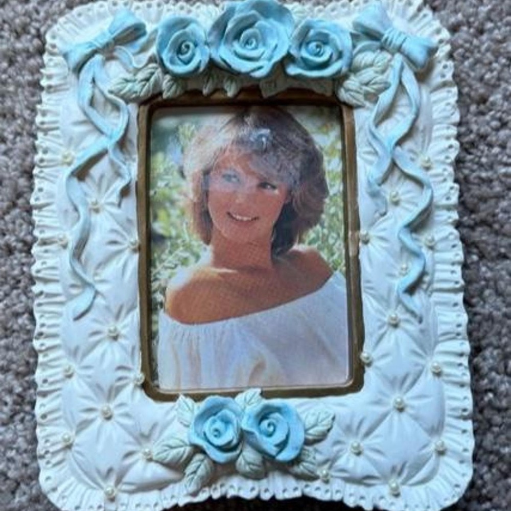 Vintage Blue White Rose Floral Picture Frame Bows Pearls Cottagecore Decor